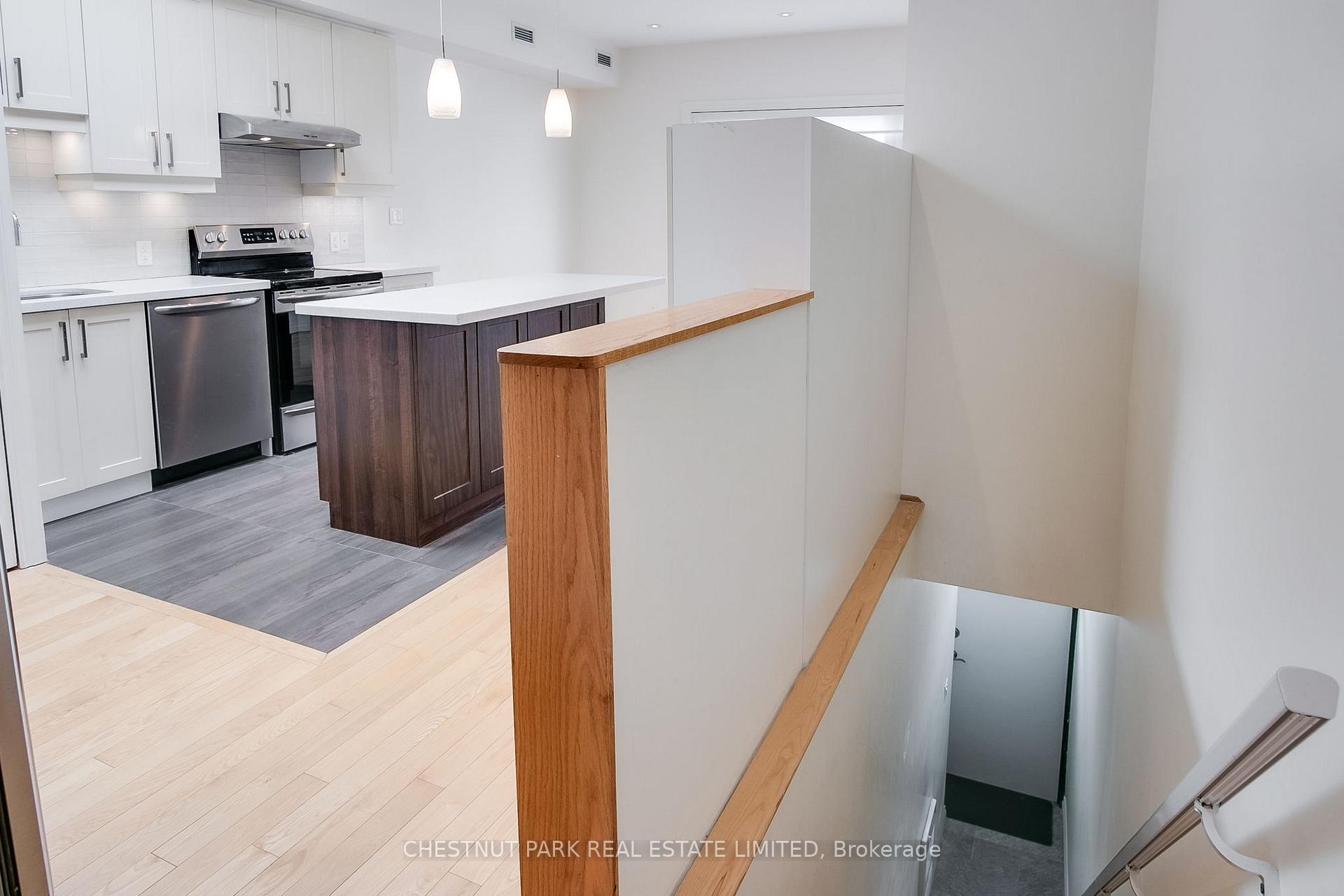 Photo 4 of 681 Mount Pleasant Road, Toronto, Mount Pleasant East — HOMEH