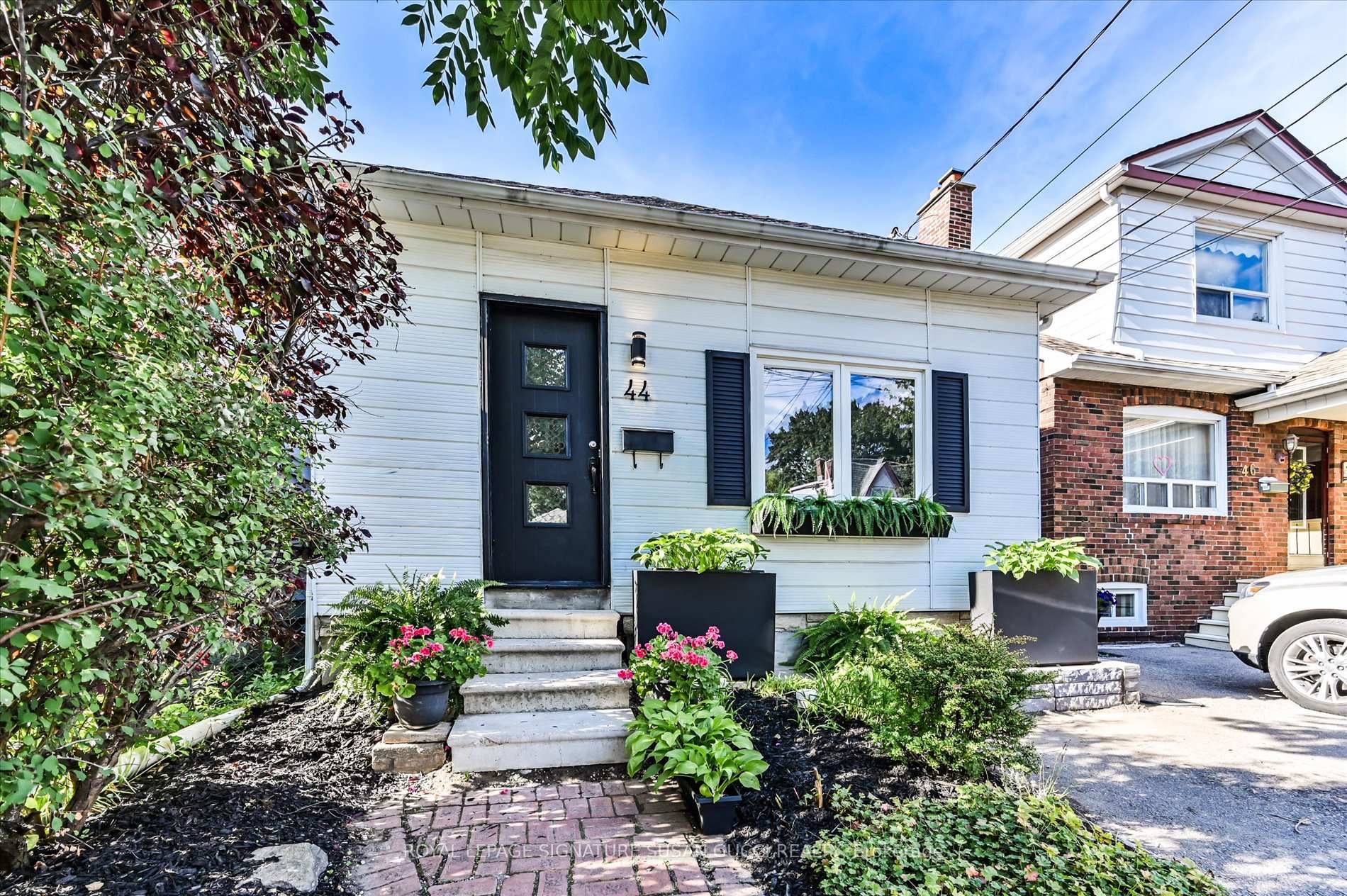 Photo 3 of 44 Crewe Avenue, Toronto, Woodbine-Lumsden — HOMEH
