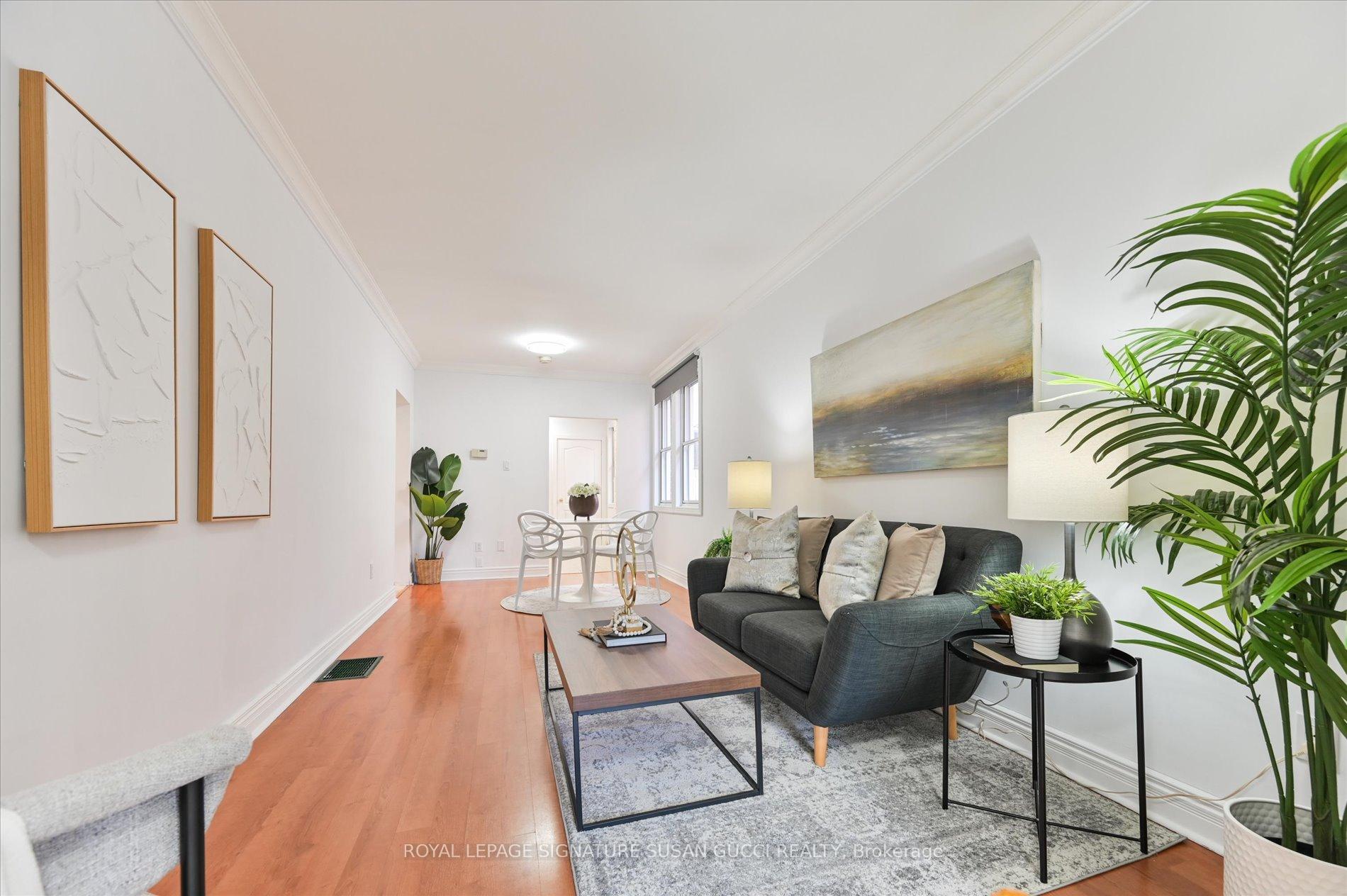 Photo 5 of 44 Crewe Avenue, Toronto, Woodbine-Lumsden — HOMEH