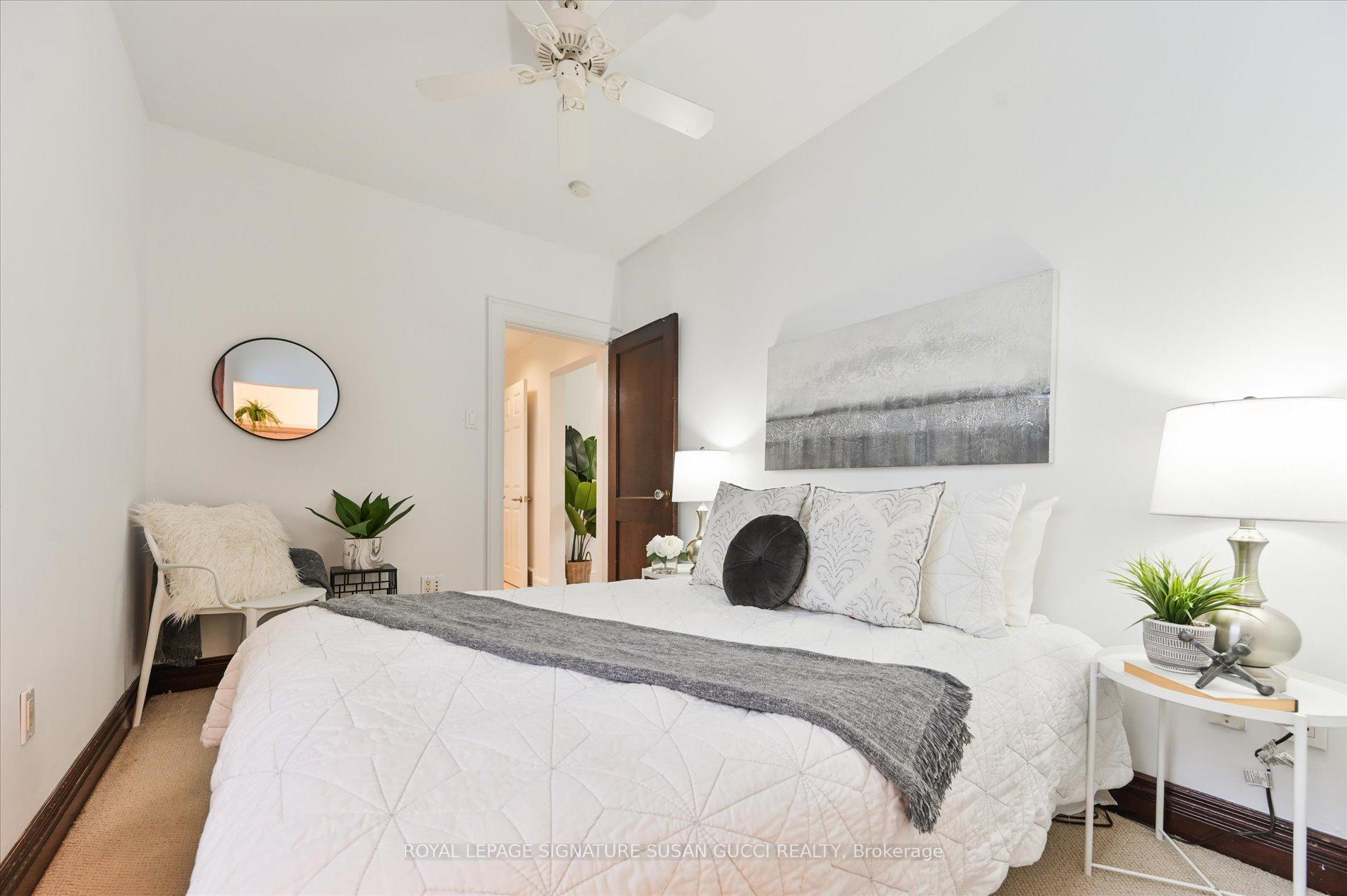 Photo 12 of 44 Crewe Avenue, Toronto, Woodbine-Lumsden — HOMEH