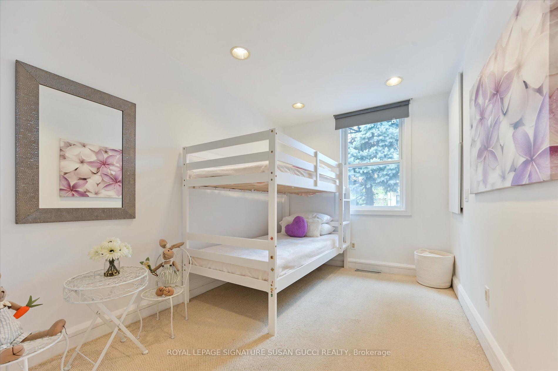Photo 14 of 44 Crewe Avenue, Toronto, Woodbine-Lumsden — HOMEH