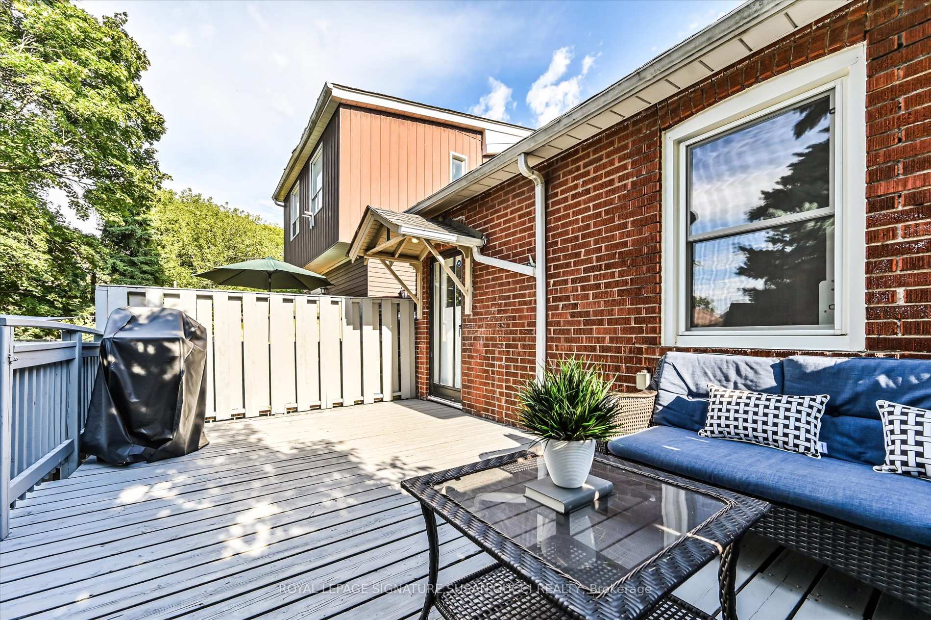 Photo 25 of 44 Crewe Avenue, Toronto, Woodbine-Lumsden — HOMEH