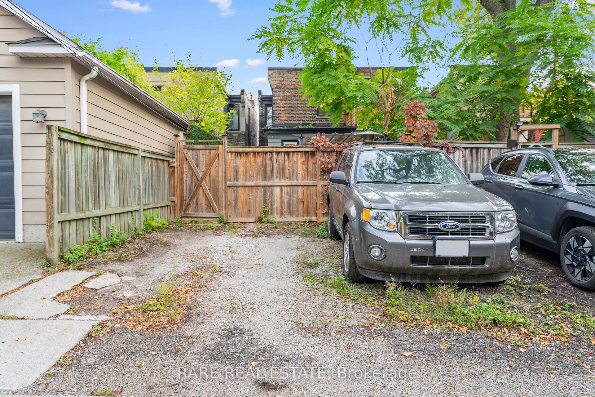 Photo 32 of 322 Logan Avenue, Toronto, South Riverdale — HOMEH