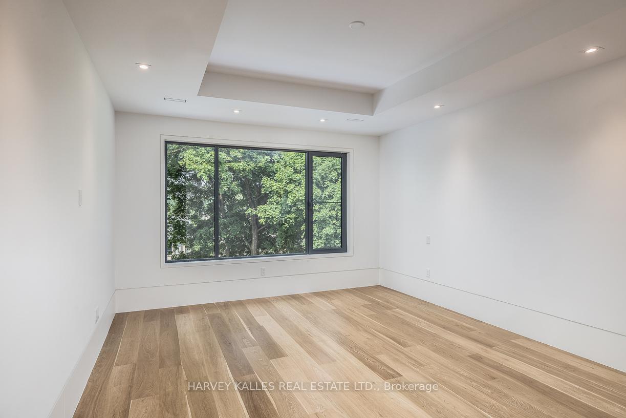 Photo 33 of 88 Lawrence Crescent, Toronto, Lawrence Park South — HOMEH