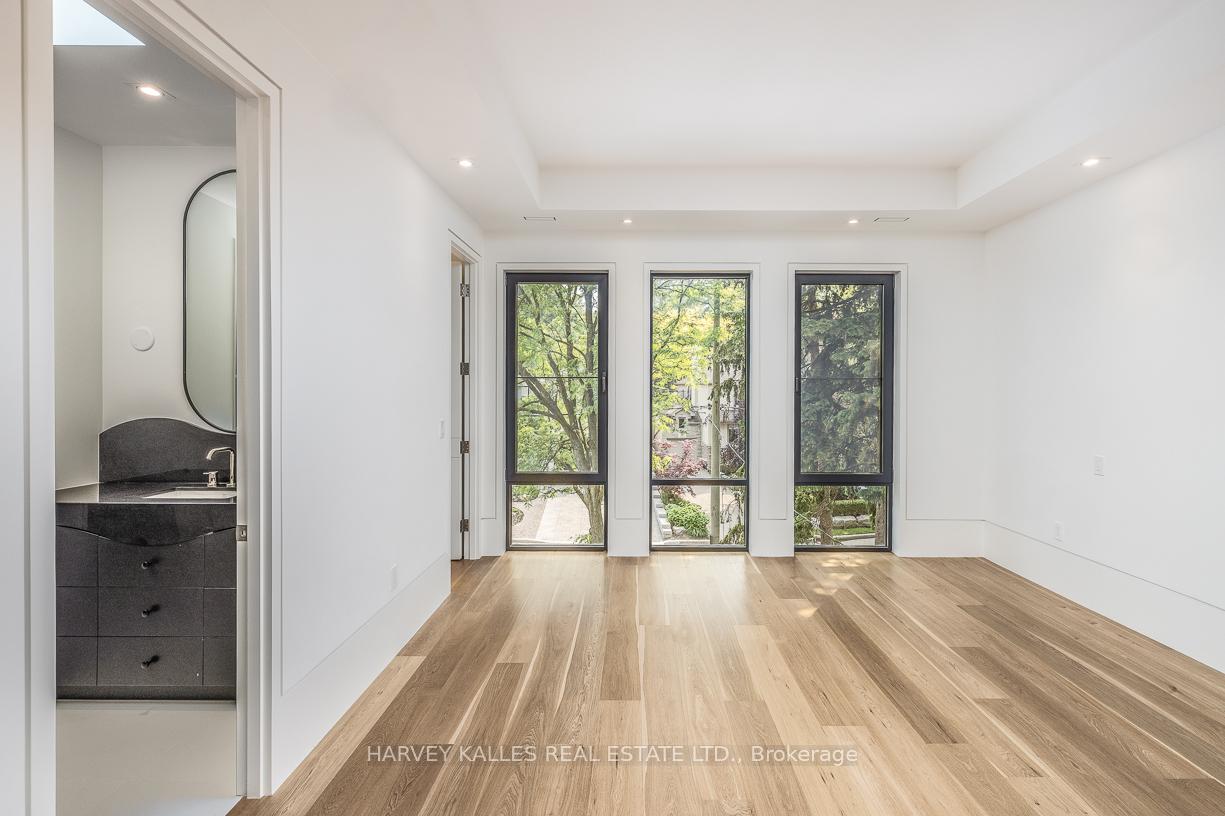 Photo 39 of 88 Lawrence Crescent, Toronto, Lawrence Park South — HOMEH
