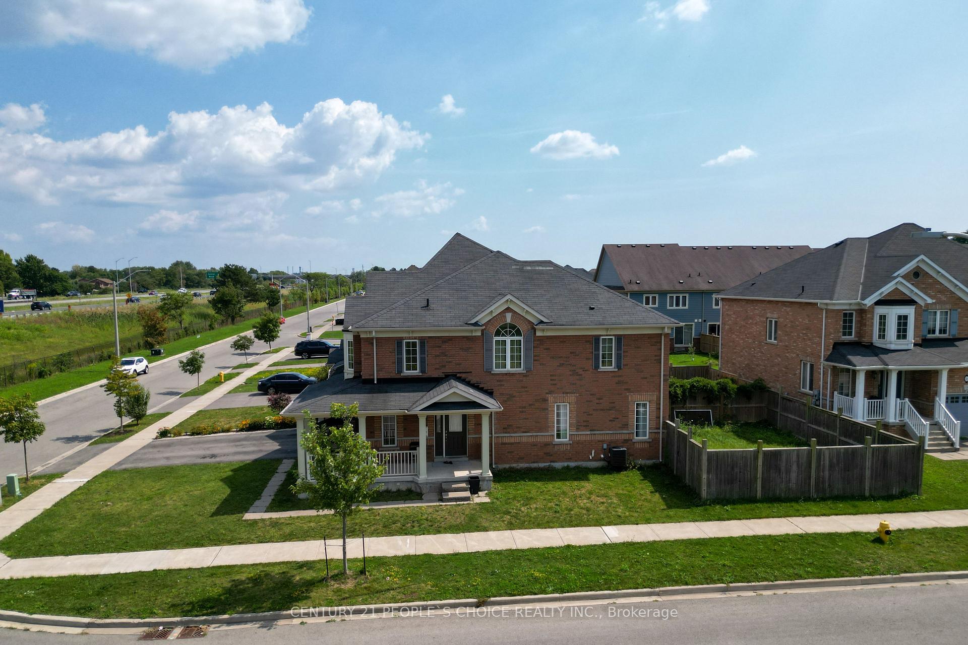 Photo 8 of 44 Juneberry Road, Thorold, Confederation Heights — HOMEH