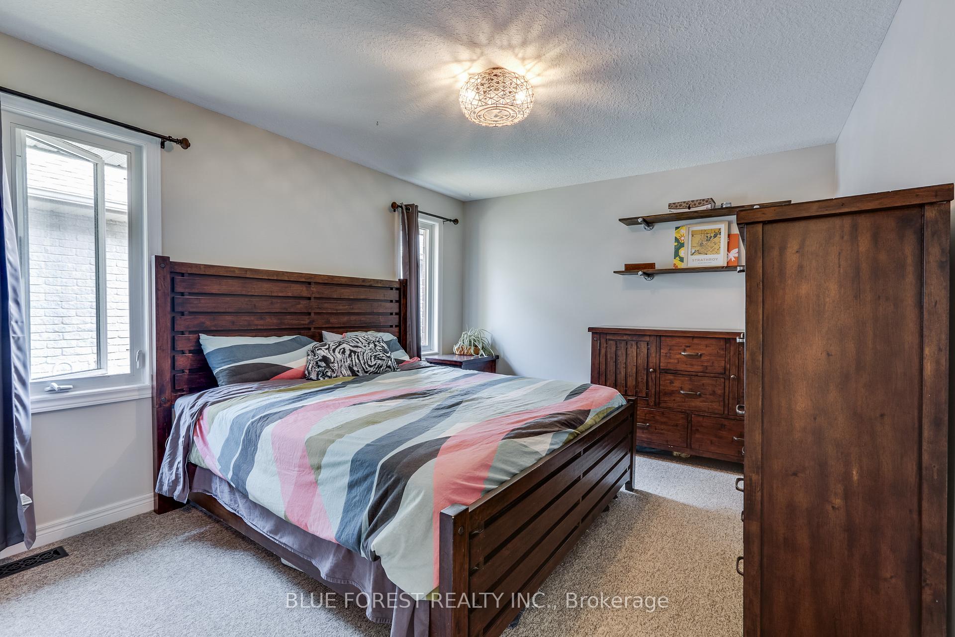 Photo 13 of 512 Darcy Drive, Strathroy-Caradoc, NE — HOMEH