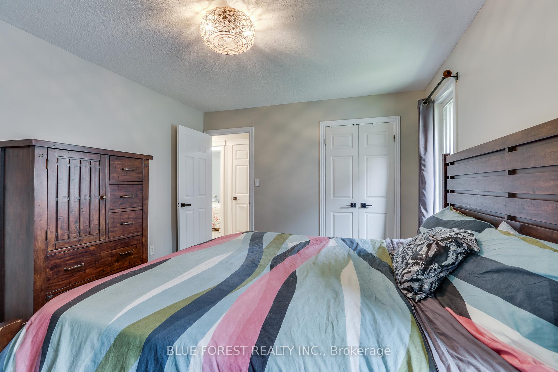 Photo 14 of 512 Darcy Drive, Strathroy-Caradoc, NE — HOMEH