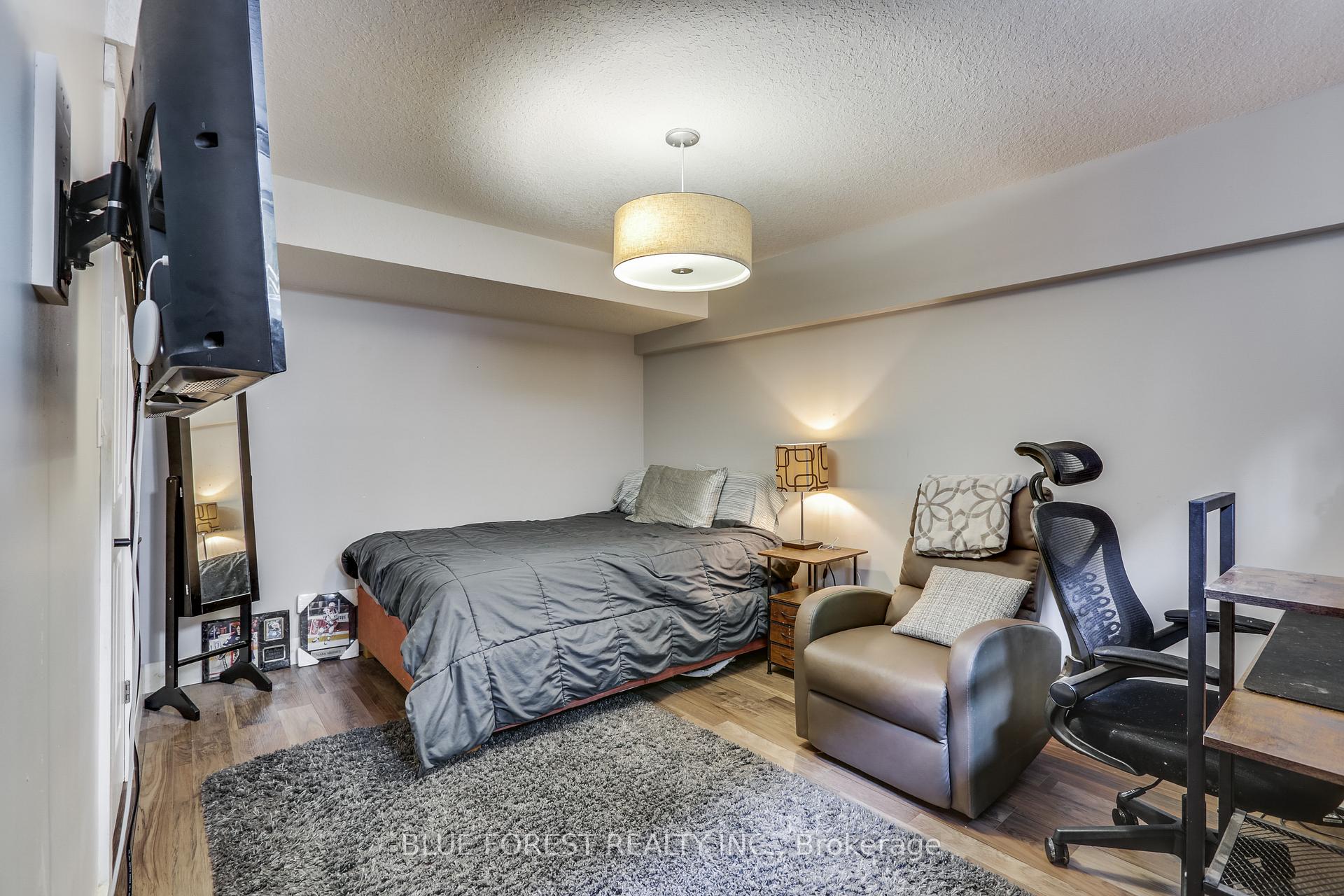 Photo 25 of 512 Darcy Drive, Strathroy-Caradoc, NE — HOMEH
