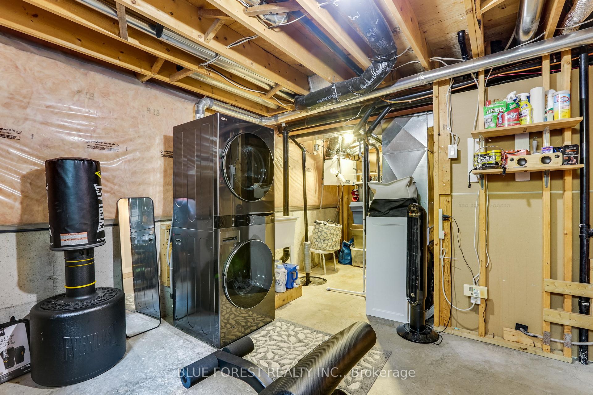 Photo 27 of 512 Darcy Drive, Strathroy-Caradoc, NE — HOMEH