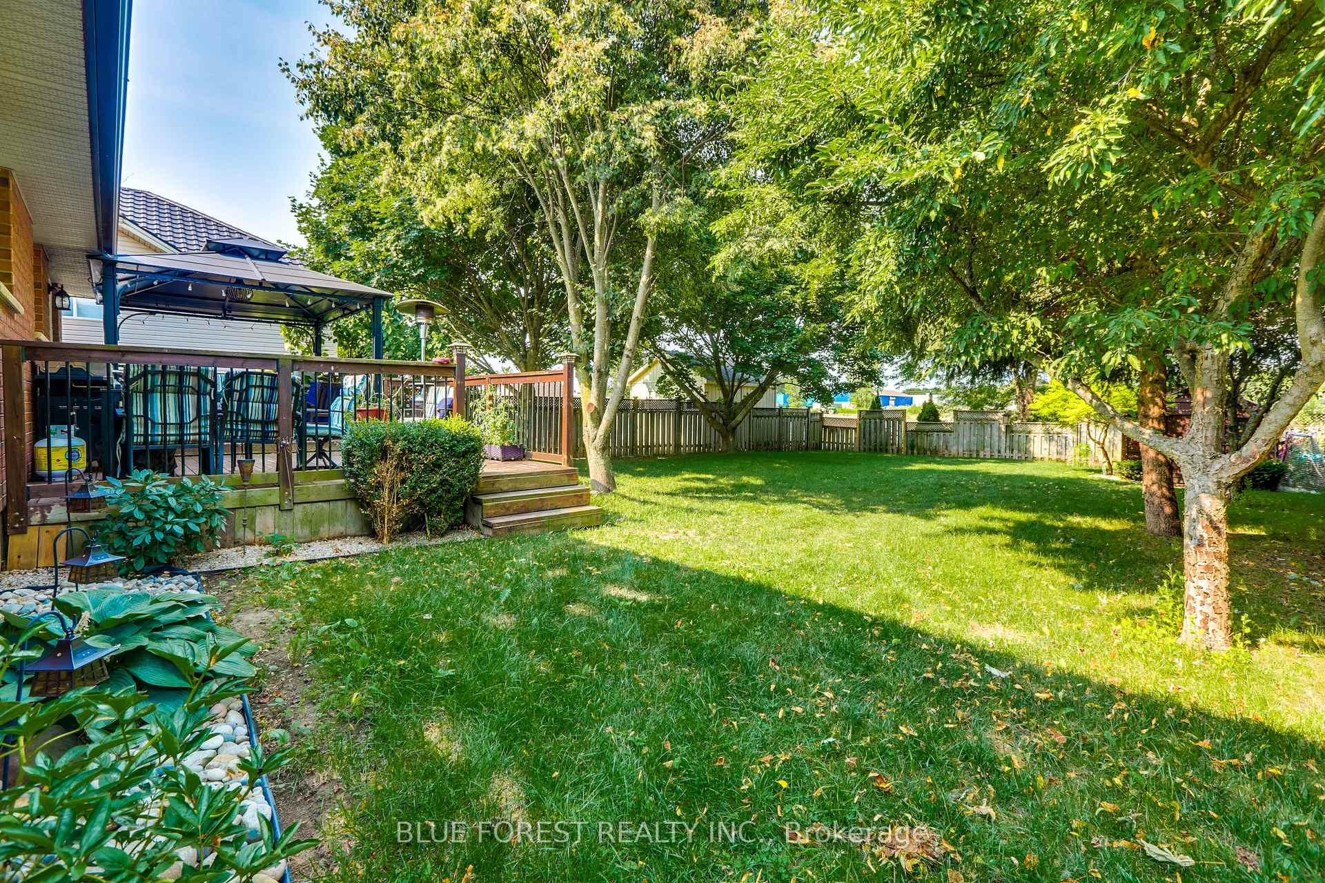 Photo 31 of 512 Darcy Drive, Strathroy-Caradoc, NE — HOMEH