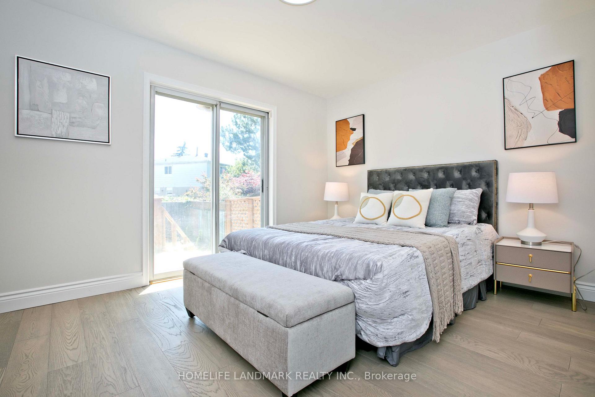 Photo 14 of 39 La Peer Boulevard, Scarborough, L'Amoreaux — HOMEH