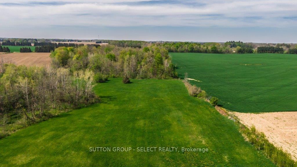 Photo 4 of 17750 Wyton Drive, Thames Centre, Rural Thames Centre — HOMEH