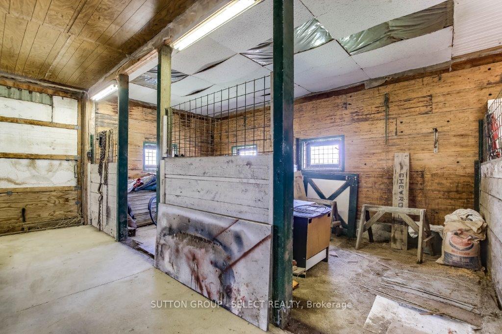 Photo 7 of 17750 Wyton Drive, Thames Centre, Rural Thames Centre — HOMEH