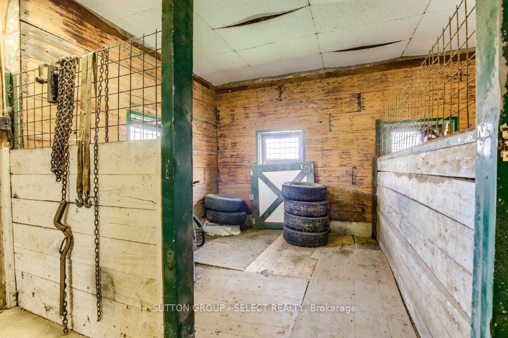 Photo 8 of 17750 Wyton Drive, Thames Centre, Rural Thames Centre — HOMEH