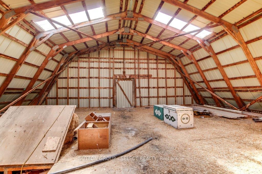 Photo 11 of 17750 Wyton Drive, Thames Centre, Rural Thames Centre — HOMEH