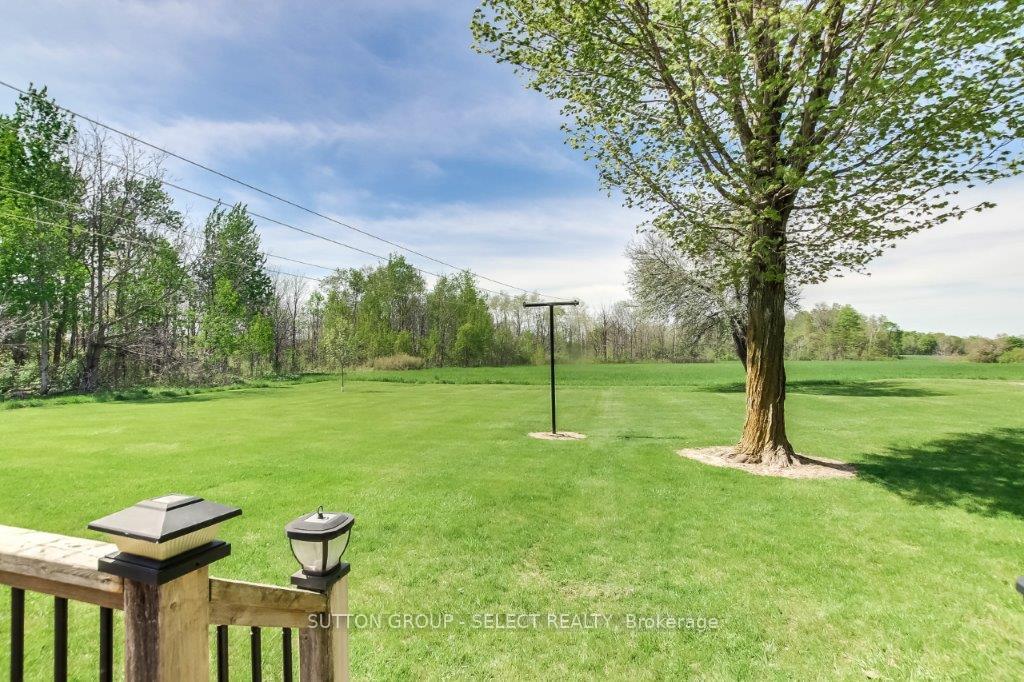 Photo 15 of 17750 Wyton Drive, Thames Centre, Rural Thames Centre — HOMEH