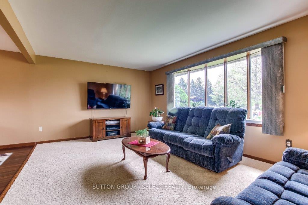 Photo 18 of 17750 Wyton Drive, Thames Centre, Rural Thames Centre — HOMEH