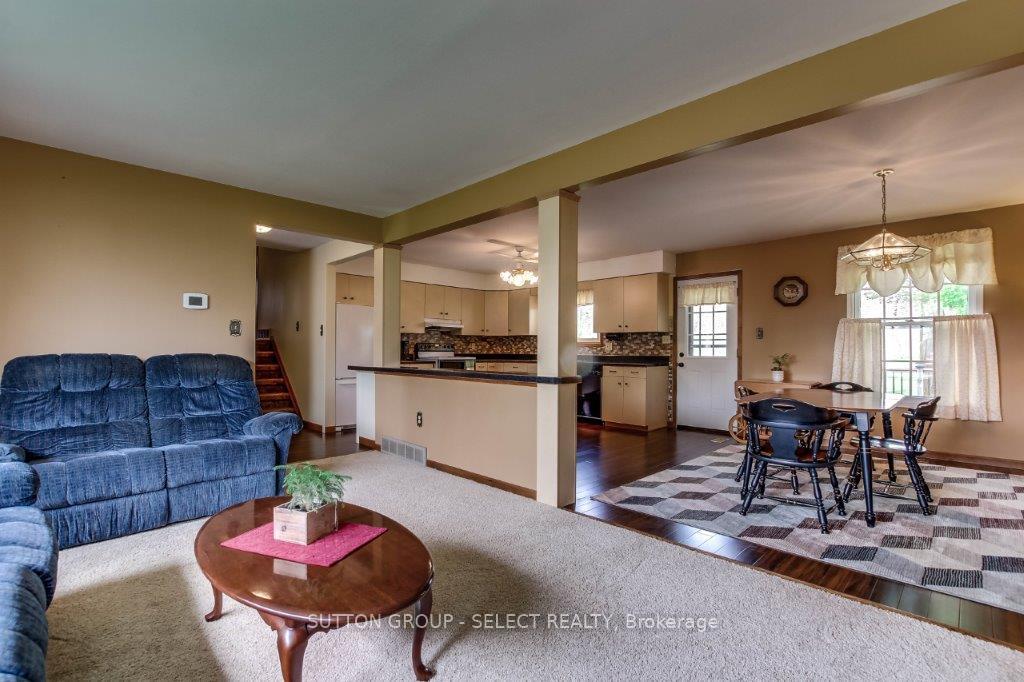 Photo 19 of 17750 Wyton Drive, Thames Centre, Rural Thames Centre — HOMEH