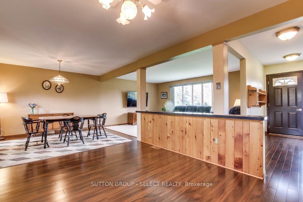 Photo 23 of 17750 Wyton Drive, Thames Centre, Rural Thames Centre — HOMEH