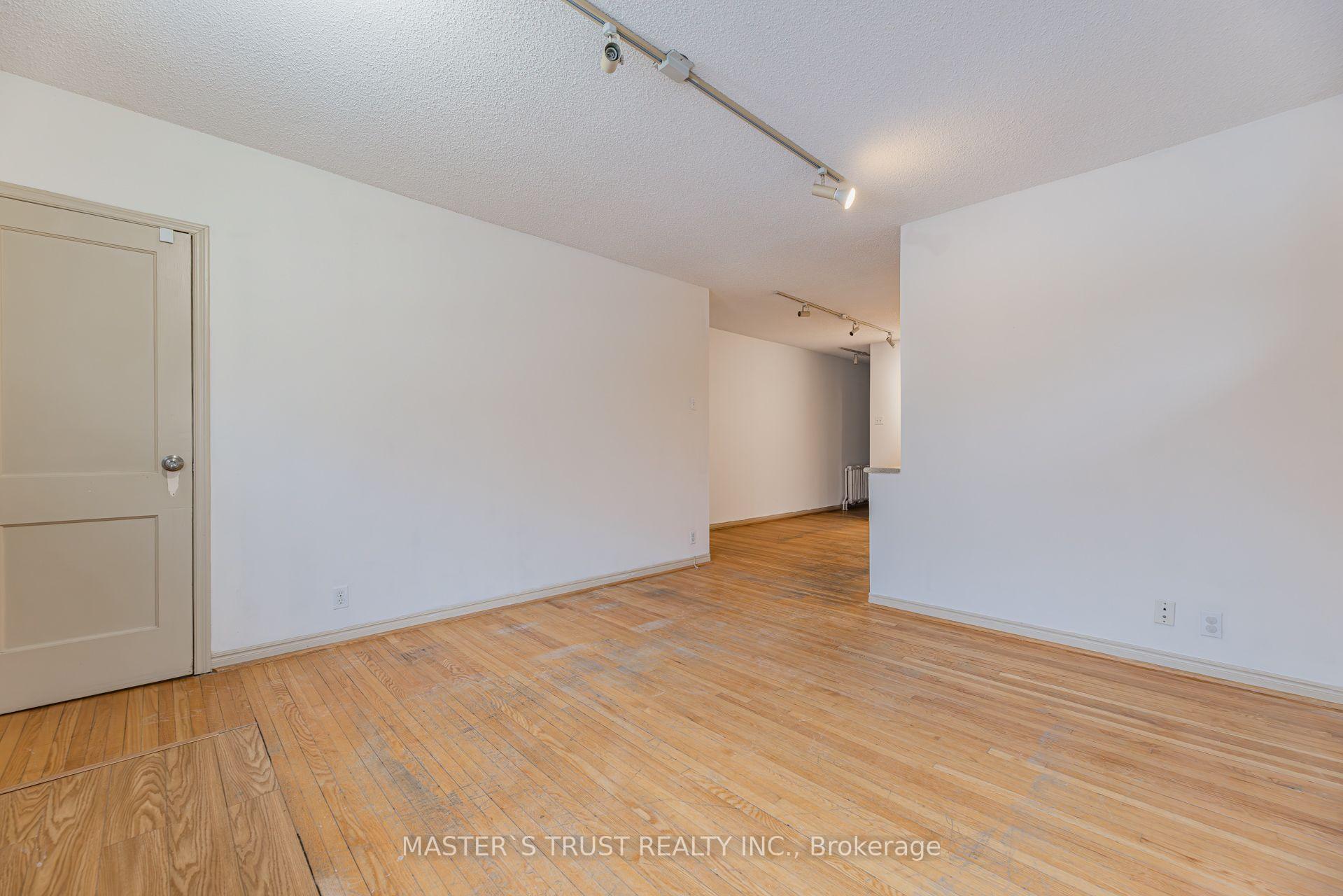 Photo 20 of Unit Upper, 168 Millwood Road, Toronto, Mount Pleasant West — HOMEH