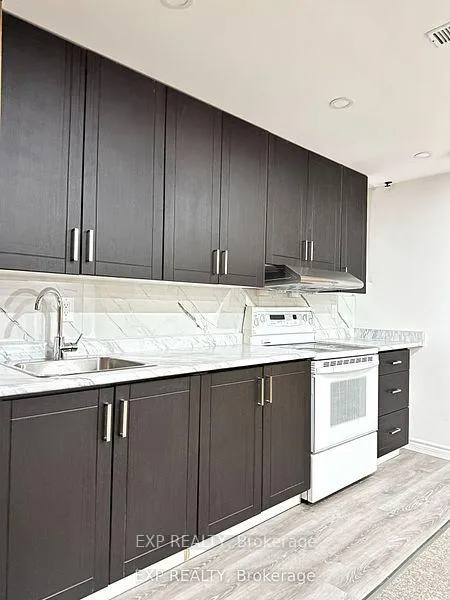 Photo 1 of 10 Harringay basement Crescent, Scarborough, L'Amoreaux — HOMEH