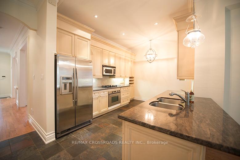 Photo 7 of 133 Woburn Avenue, Toronto, Lawrence Park North — HOMEH