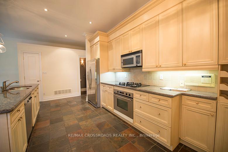 Photo 8 of 133 Woburn Avenue, Toronto, Lawrence Park North — HOMEH