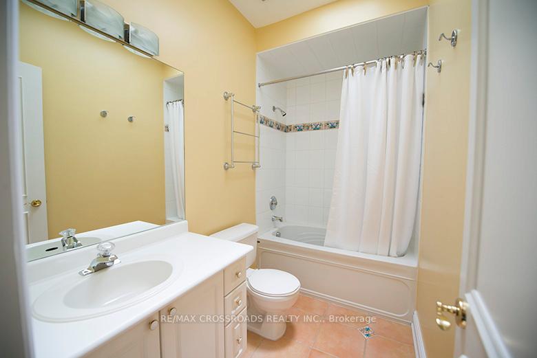 Photo 19 of 133 Woburn Avenue, Toronto, Lawrence Park North — HOMEH