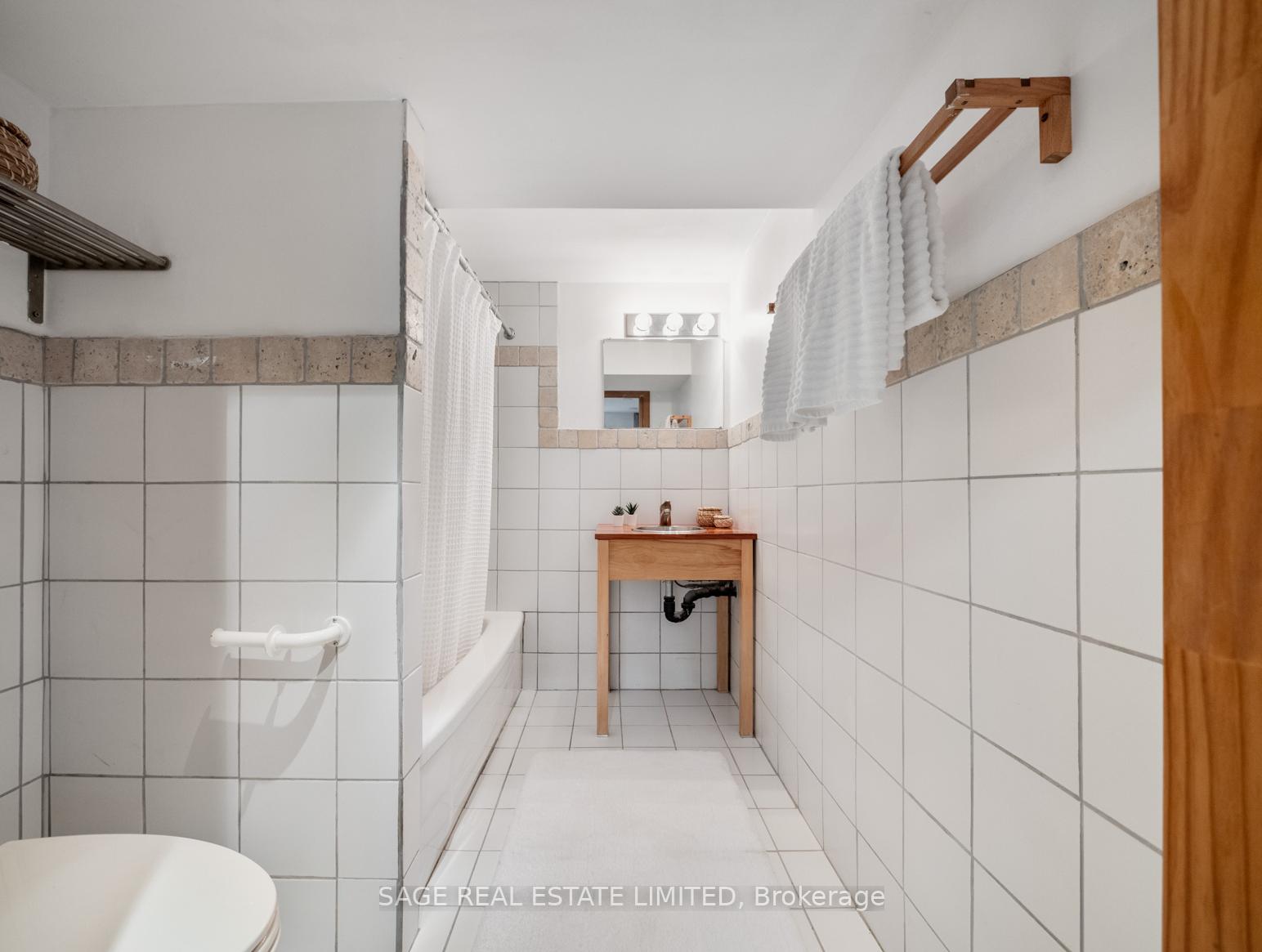 Photo 36 of 439 Leslie Street, Toronto, South Riverdale — HOMEH