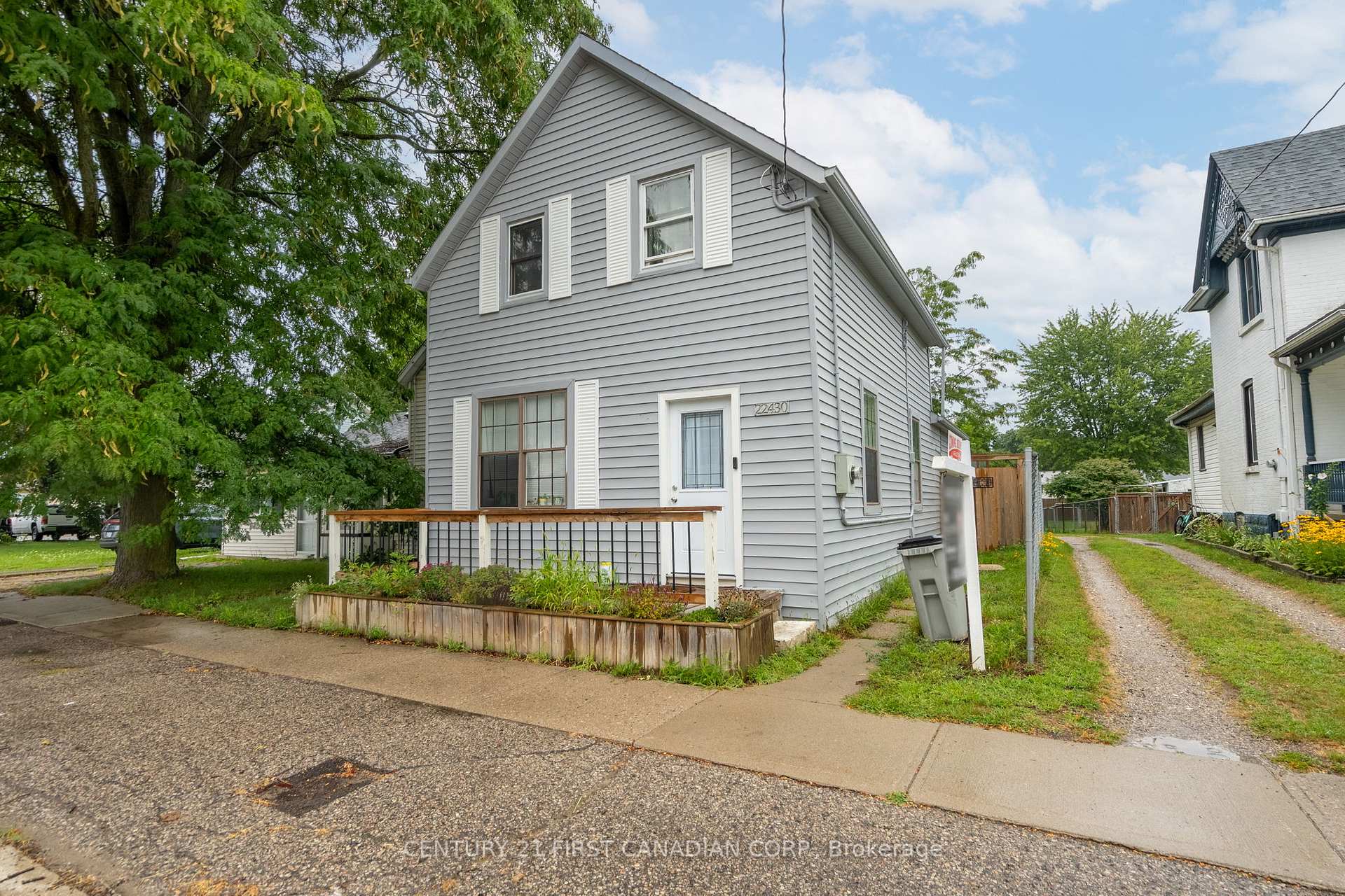 Front of 22430 Adelaide Road