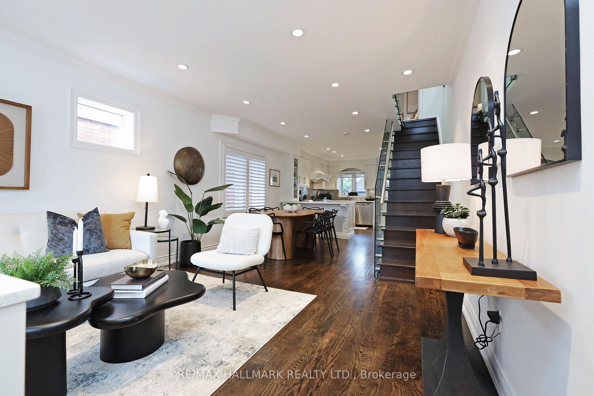 Photo 4 of 242 Springdale Boulevard, Toronto, Danforth Village-East York — HOMEH