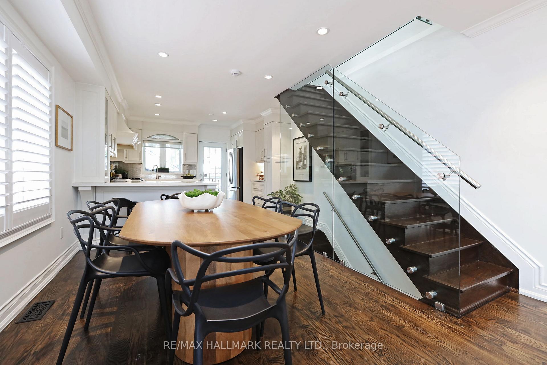 Photo 10 of 242 Springdale Boulevard, Toronto, Danforth Village-East York — HOMEH