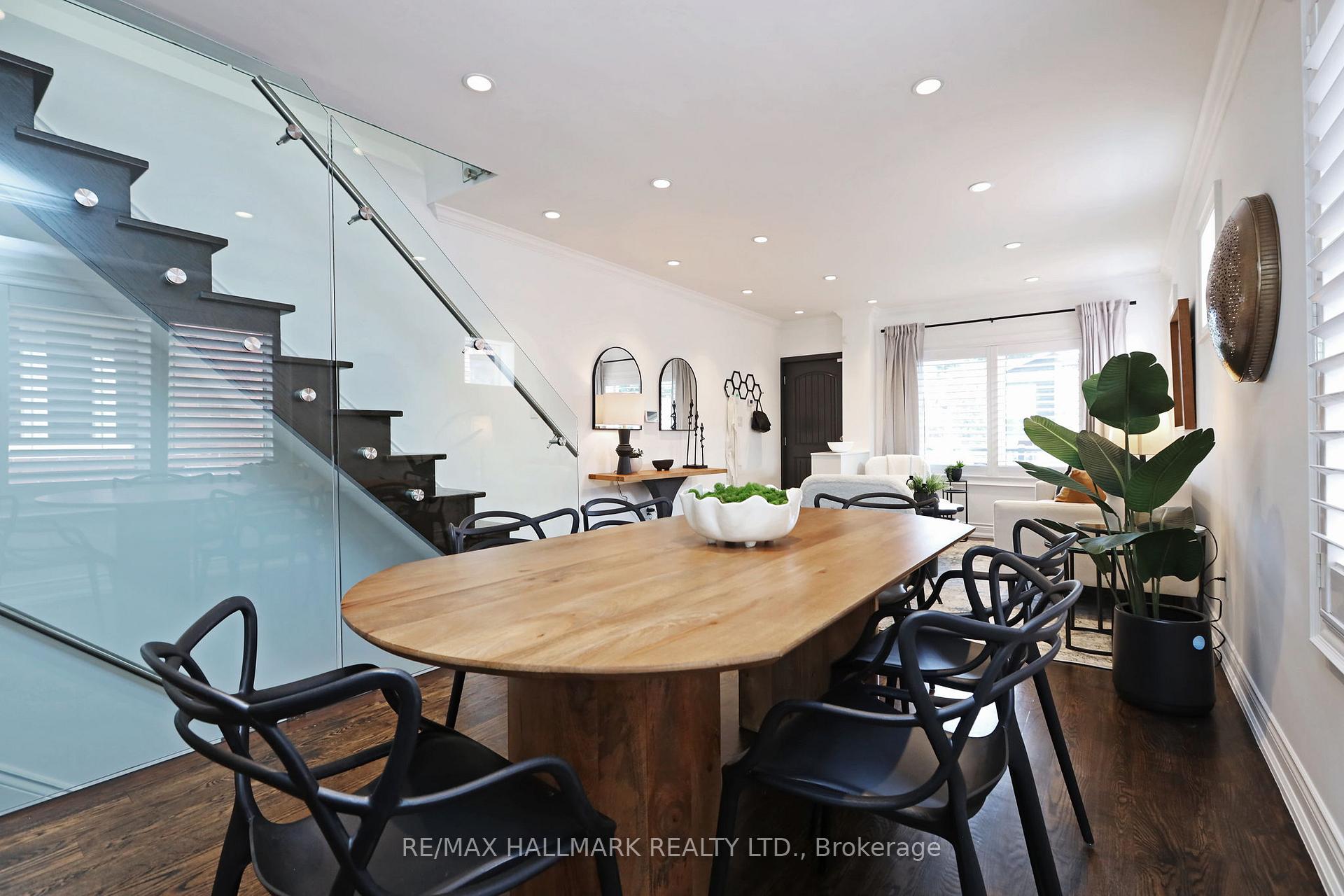 Photo 11 of 242 Springdale Boulevard, Toronto, Danforth Village-East York — HOMEH