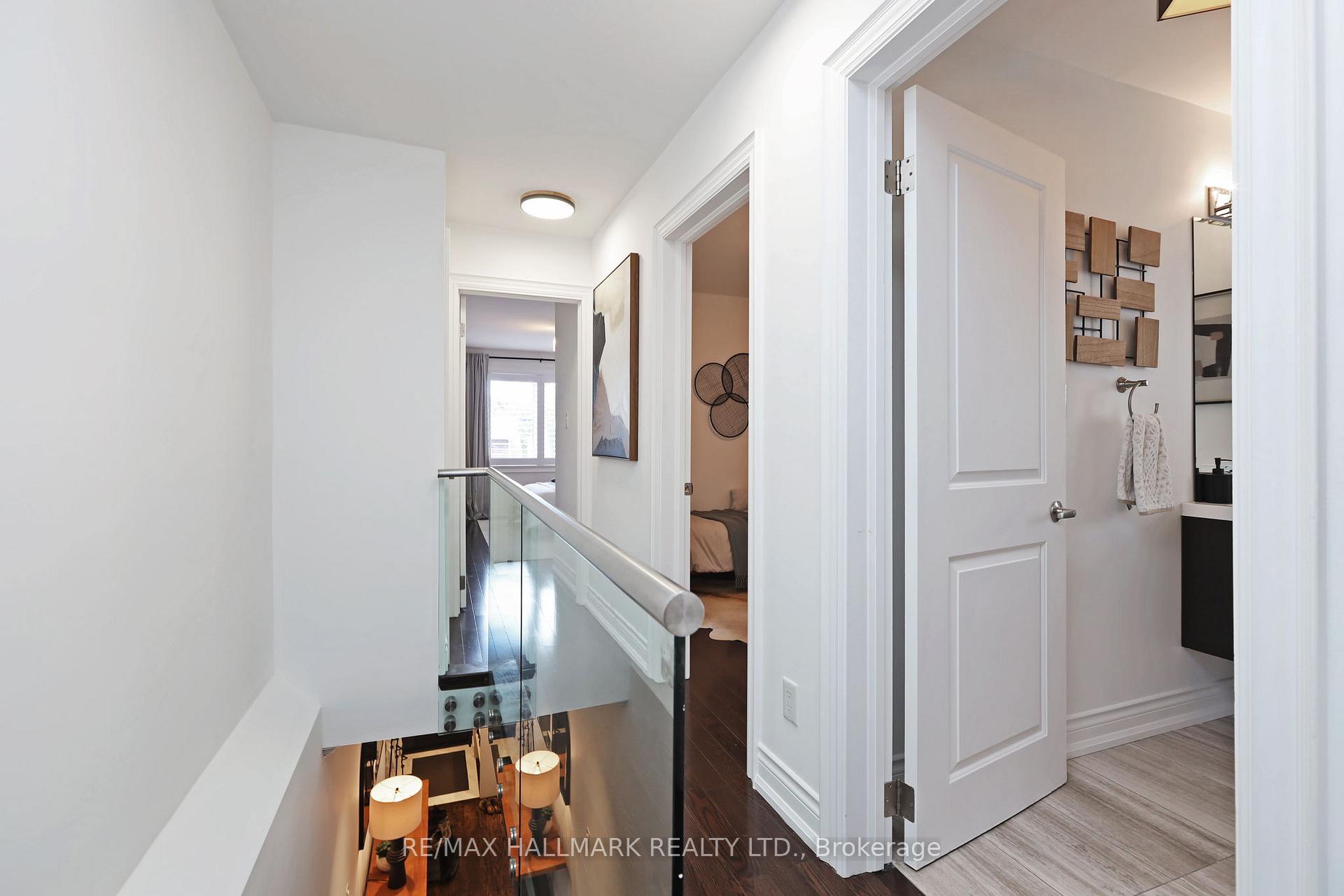 Photo 19 of 242 Springdale Boulevard, Toronto, Danforth Village-East York — HOMEH
