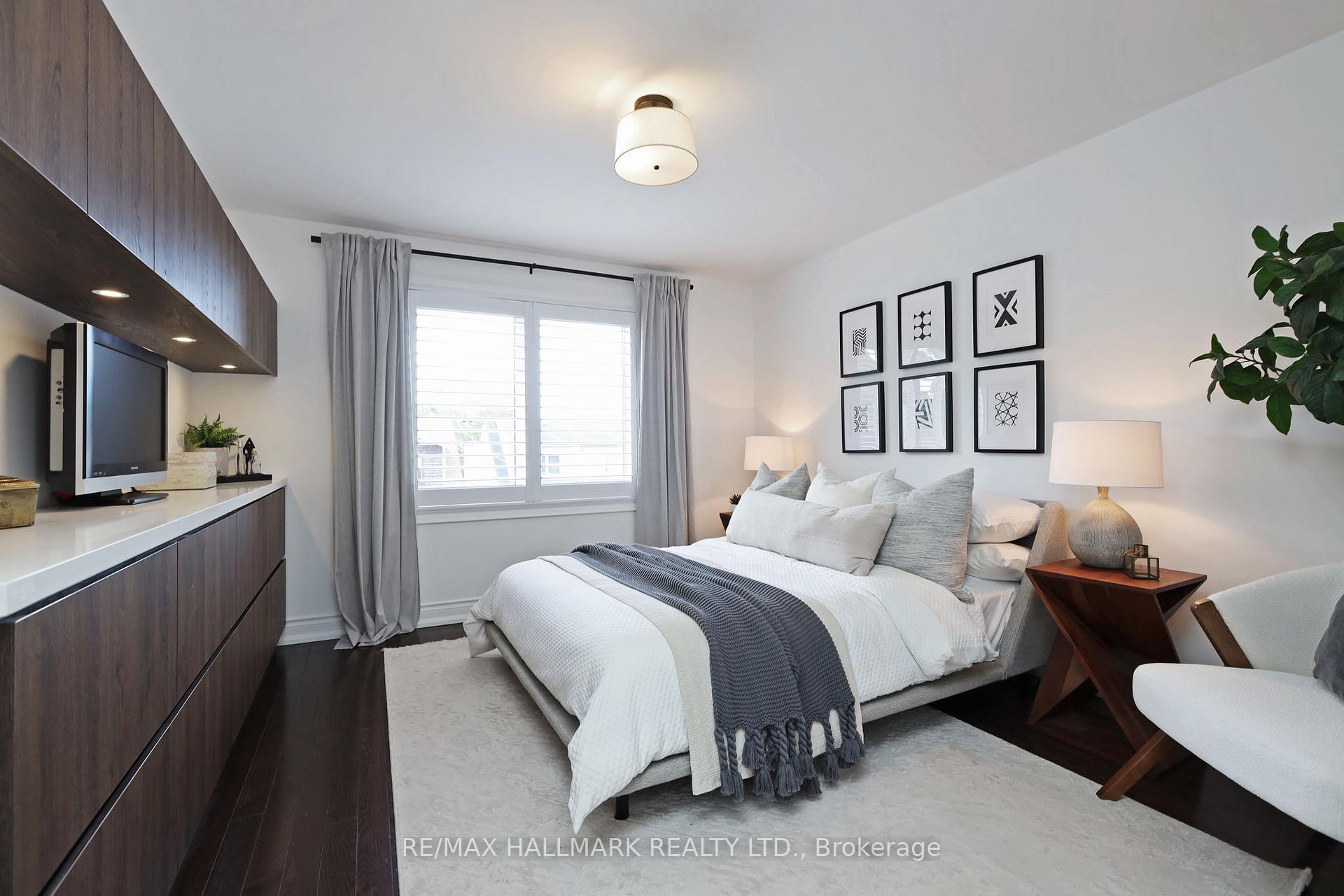 Photo 20 of 242 Springdale Boulevard, Toronto, Danforth Village-East York — HOMEH
