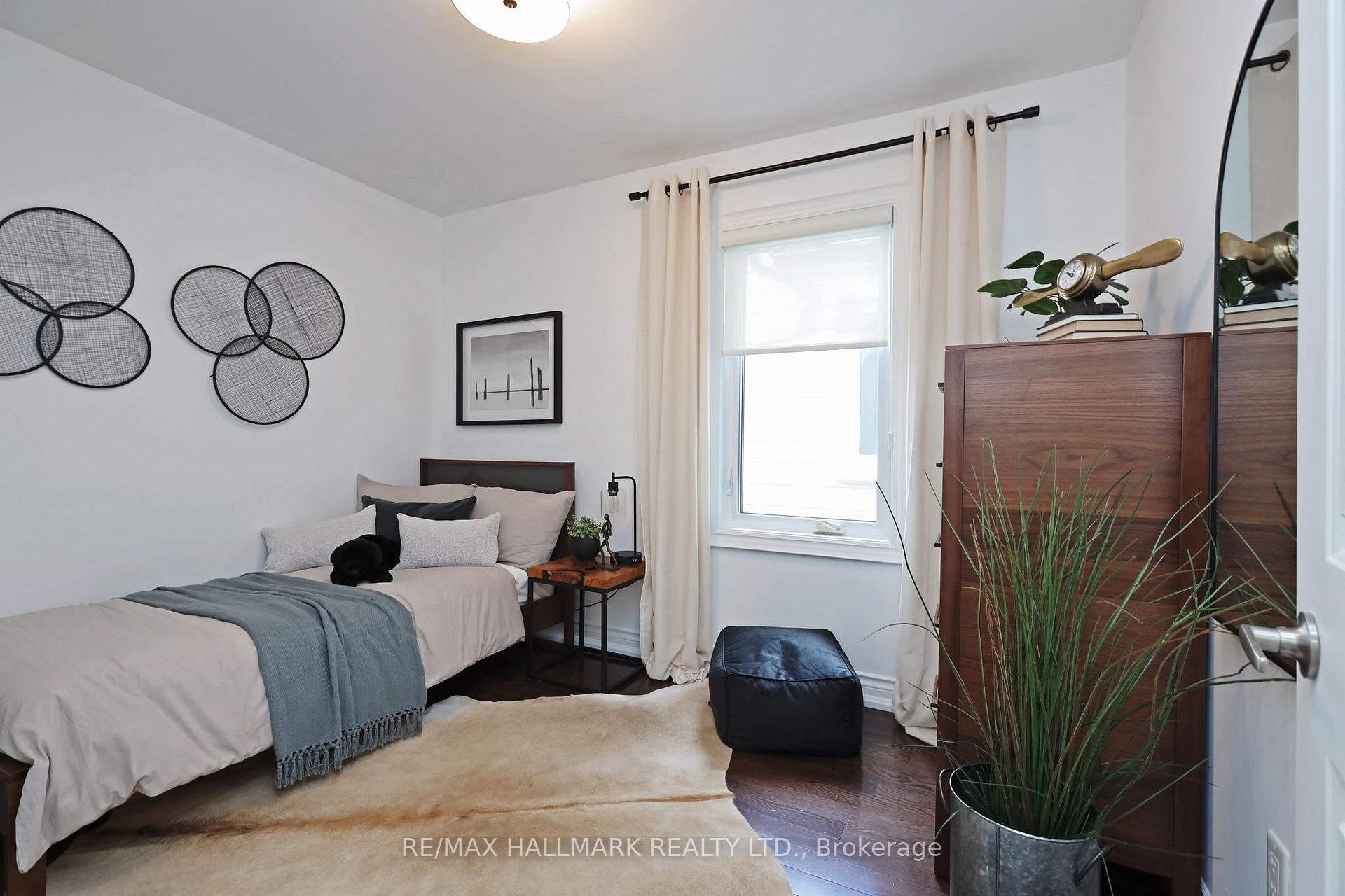 Photo 27 of 242 Springdale Boulevard, Toronto, Danforth Village-East York — HOMEH