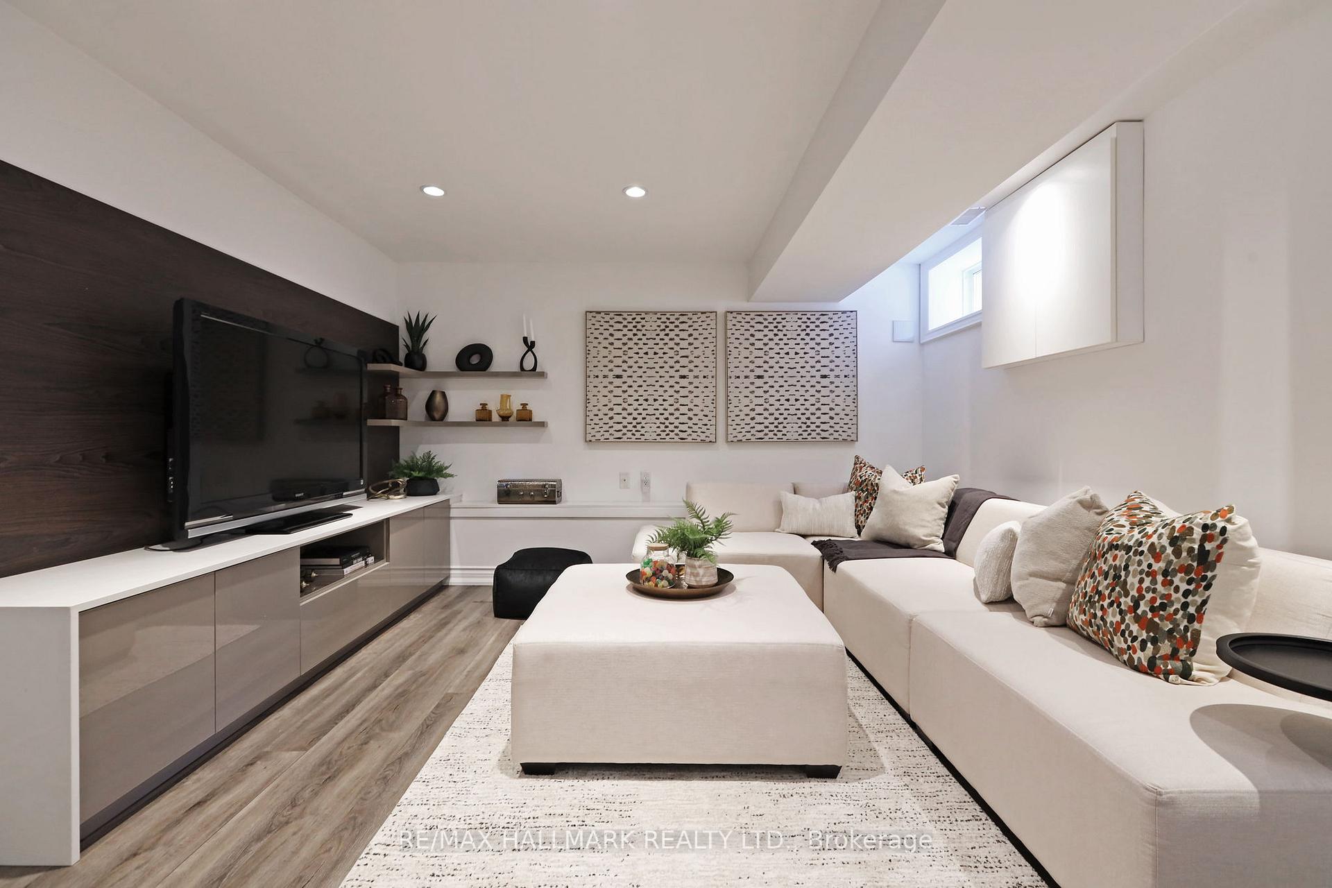 Photo 30 of 242 Springdale Boulevard, Toronto, Danforth Village-East York — HOMEH