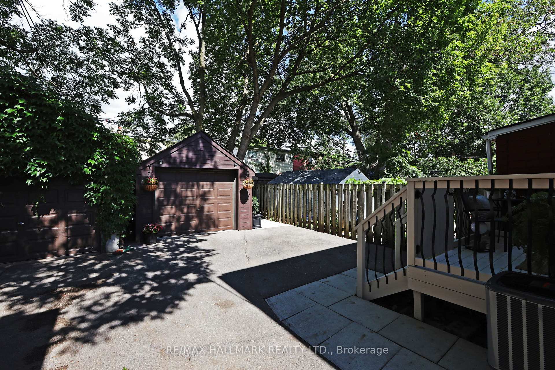 Photo 38 of 242 Springdale Boulevard, Toronto, Danforth Village-East York — HOMEH