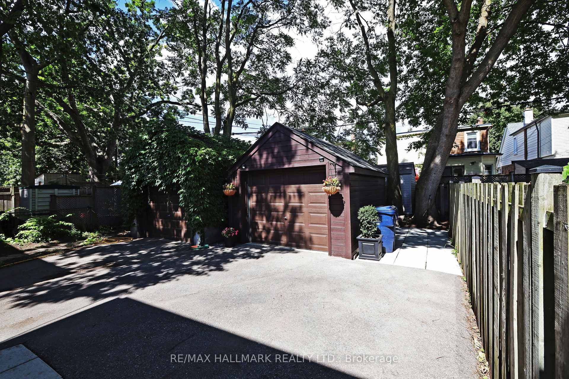 Photo 40 of 242 Springdale Boulevard, Toronto, Danforth Village-East York — HOMEH