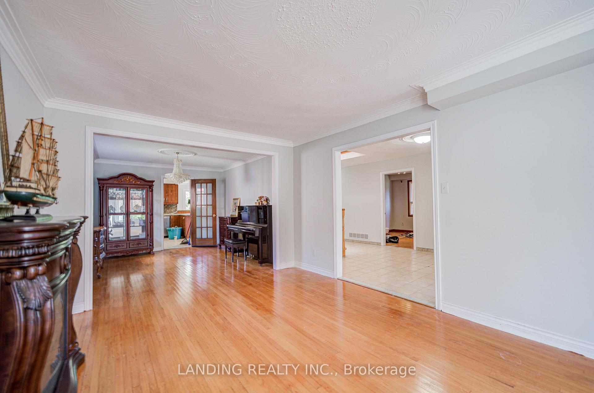 Photo 7 of 63 Purcell Square, Scarborough, Steeles — HOMEH
