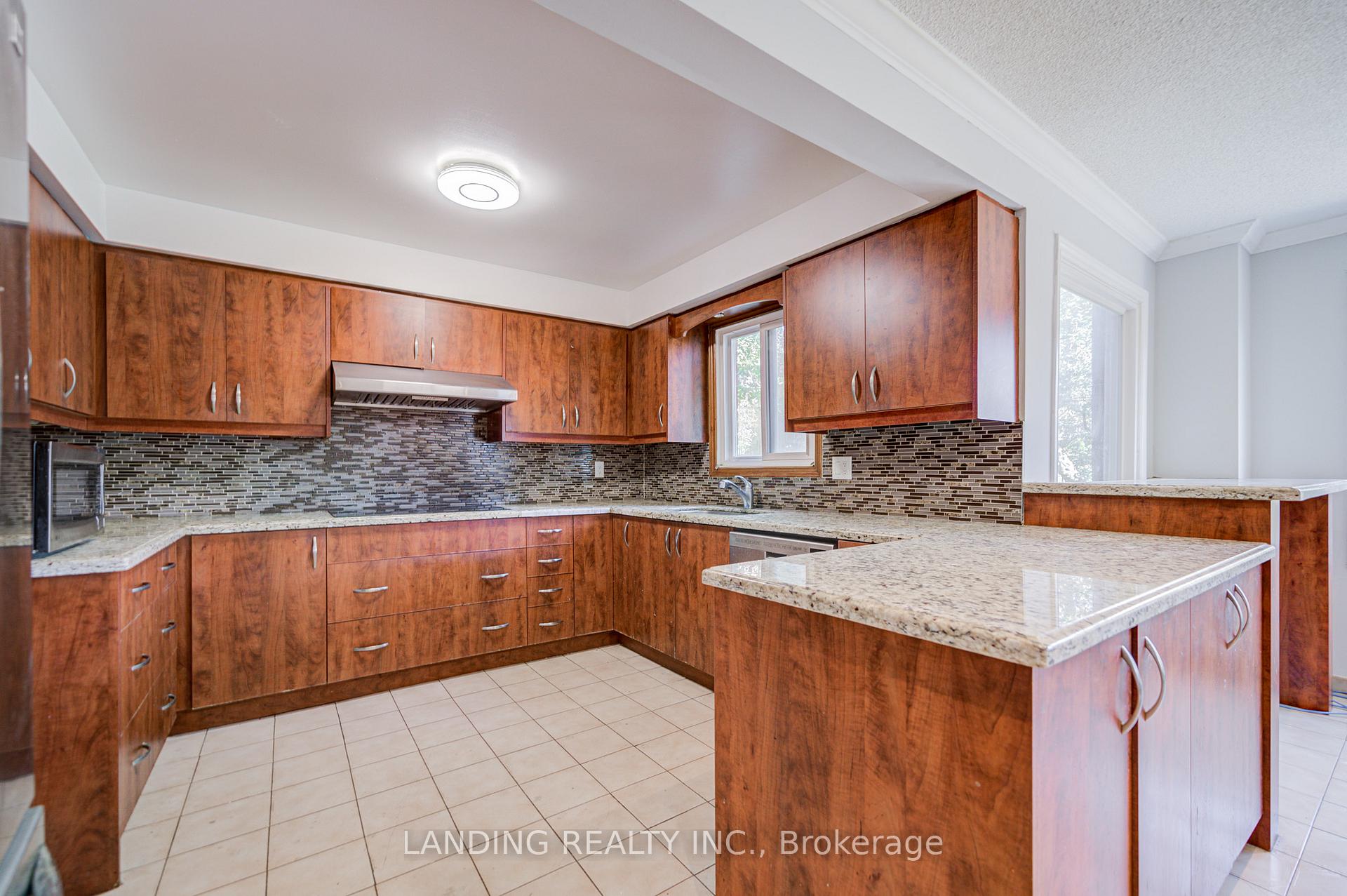 Photo 12 of 63 Purcell Square, Scarborough, Steeles — HOMEH