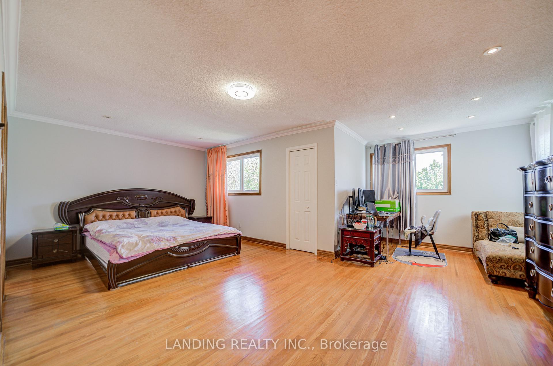 Photo 19 of 63 Purcell Square, Scarborough, Steeles — HOMEH
