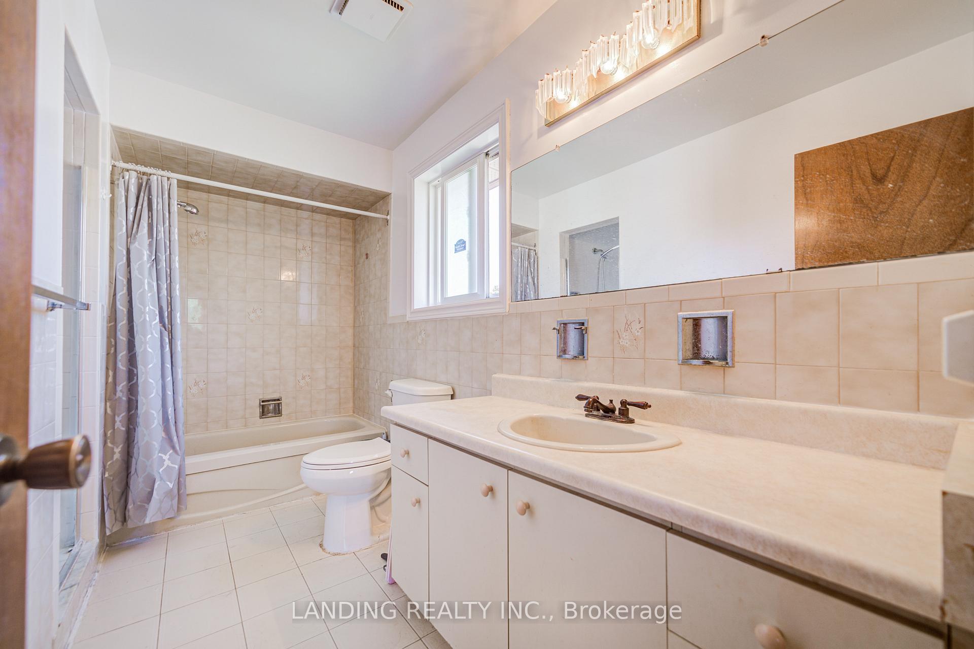 Photo 20 of 63 Purcell Square, Scarborough, Steeles — HOMEH