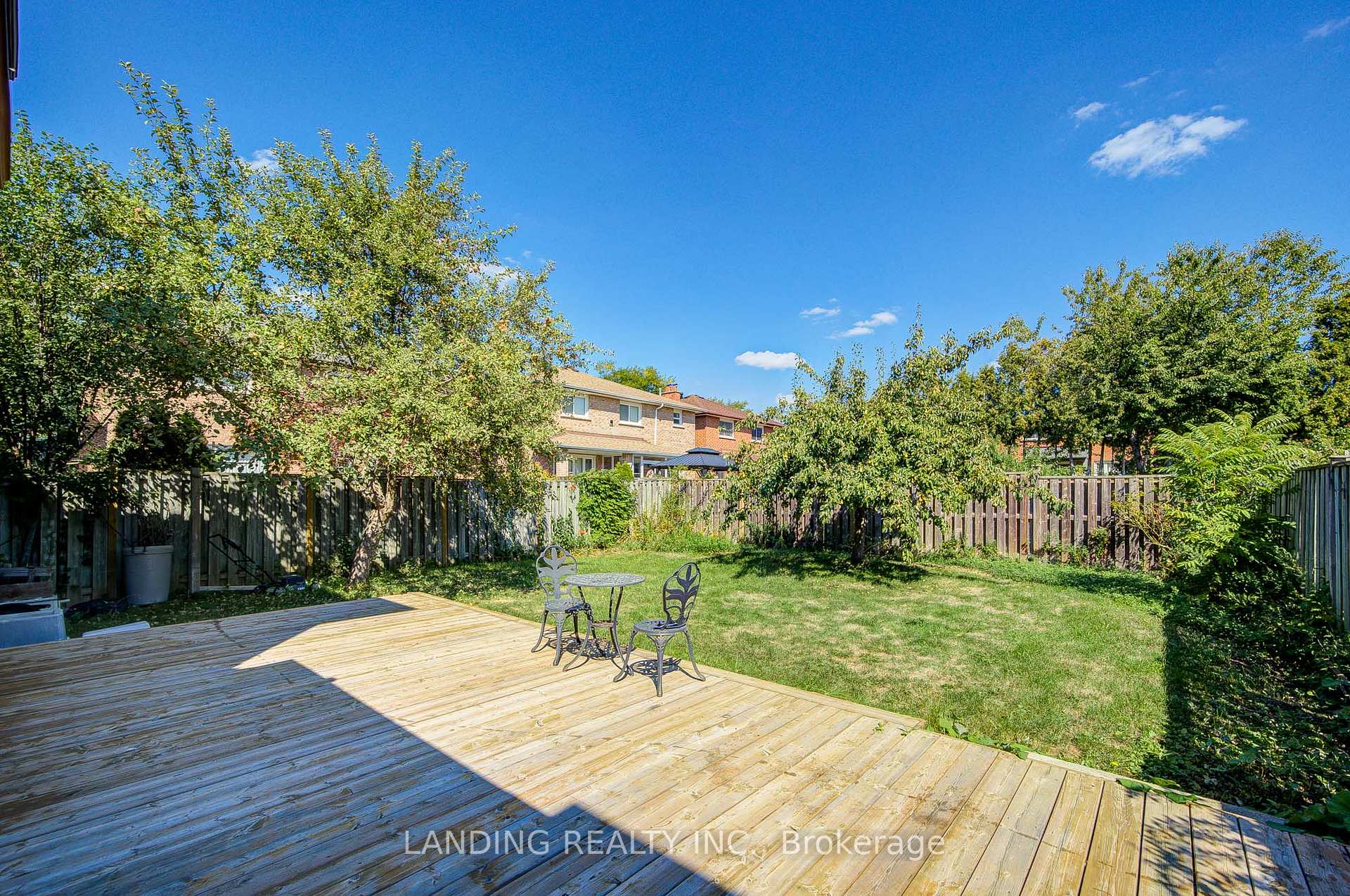Photo 33 of 63 Purcell Square, Scarborough, Steeles — HOMEH
