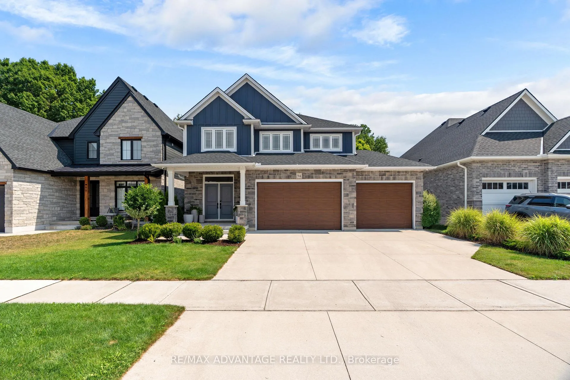 Front of 94 Mill Pond Crescent