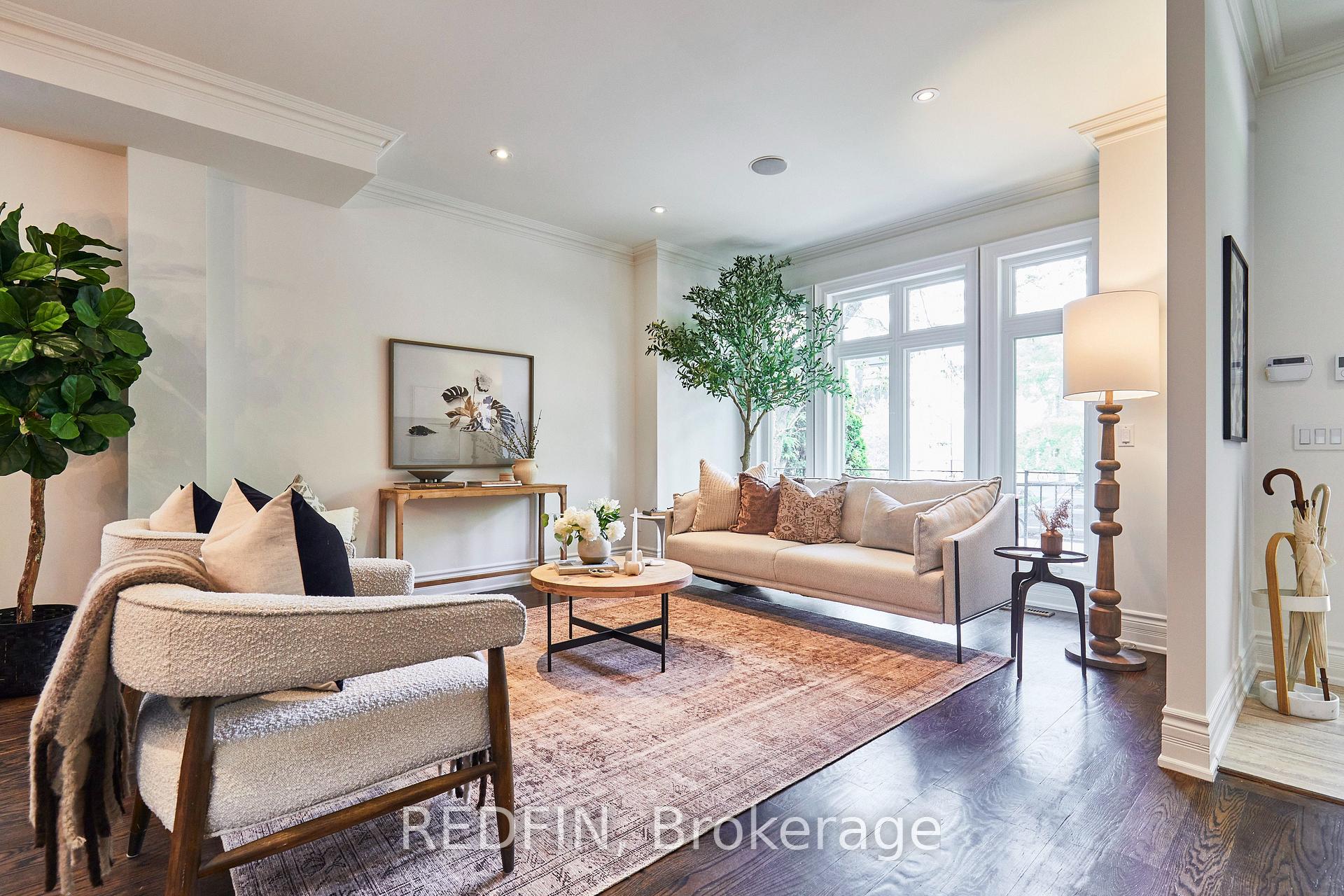 Photo 4 of 516 Melrose Avenue, Toronto, Bedford Park-Nortown — HOMEH
