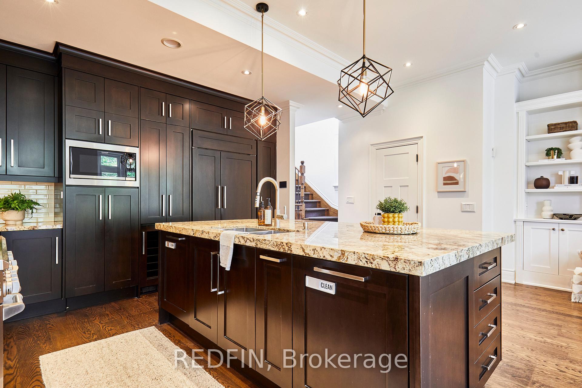 Photo 9 of 516 Melrose Avenue, Toronto, Bedford Park-Nortown — HOMEH
