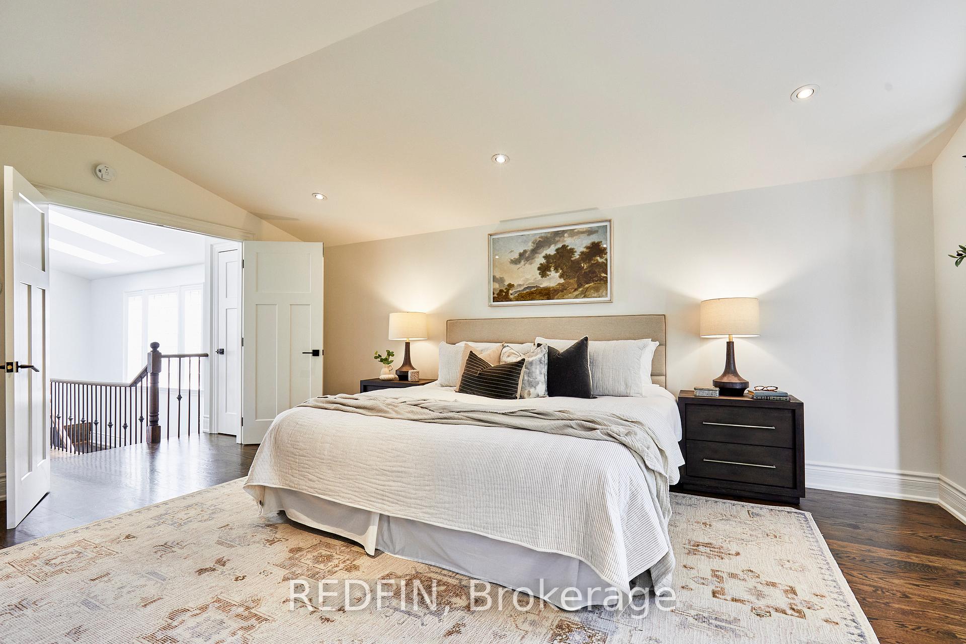 Photo 21 of 516 Melrose Avenue, Toronto, Bedford Park-Nortown — HOMEH