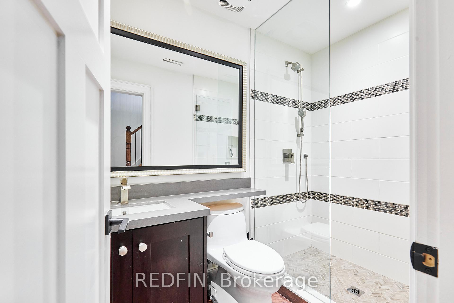 Photo 33 of 516 Melrose Avenue, Toronto, Bedford Park-Nortown — HOMEH